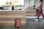 Atkritumu tvertne Newicon 20 l, Terracotta Pink 7